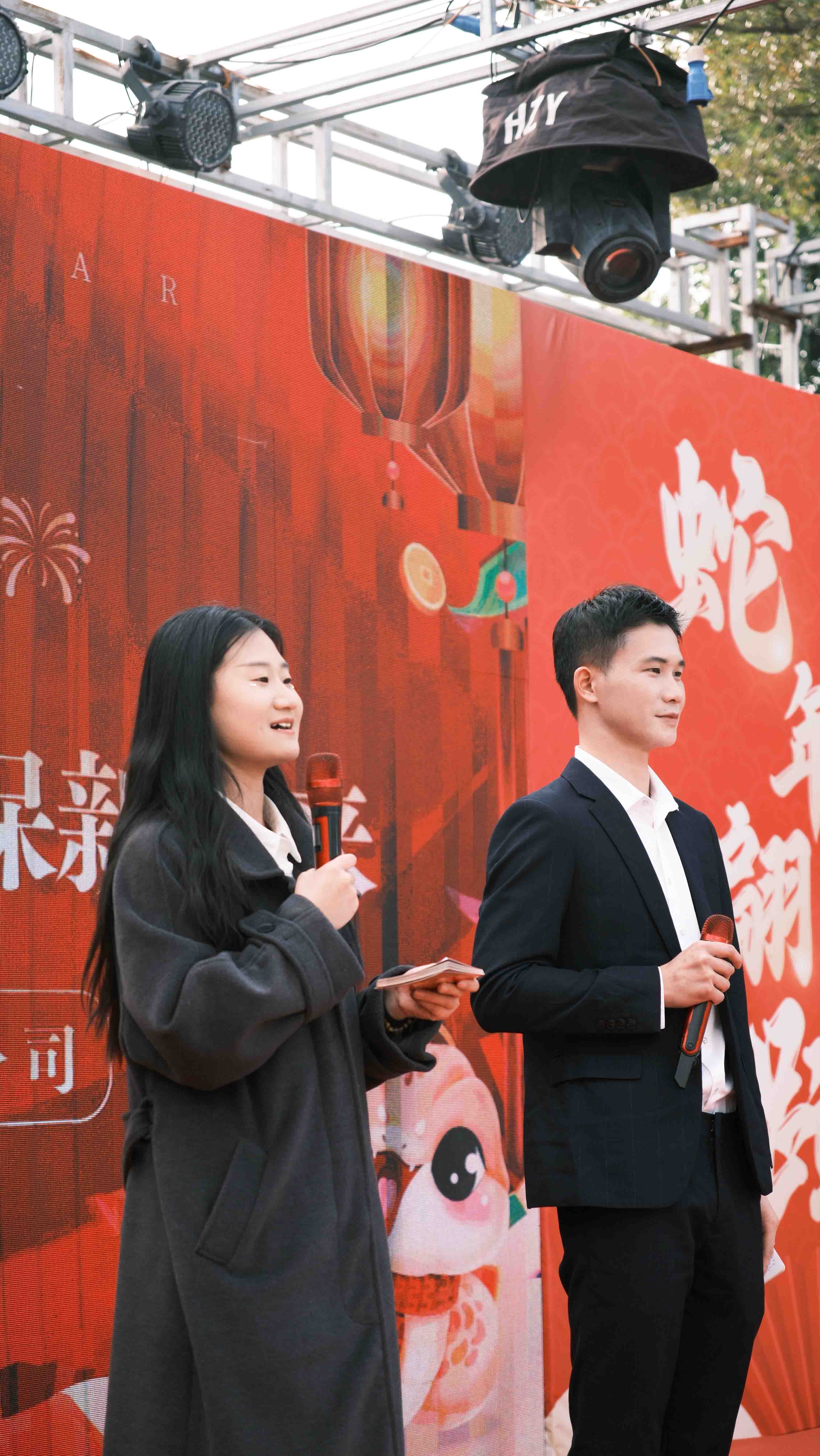 久信達科技2024年年會圓滿落幕：感恩同行，共創(chuàng)環(huán)保新未來，乘風(fēng)破浪，夢想起航(圖4)